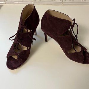 Via Spiga Lace up bootie heel